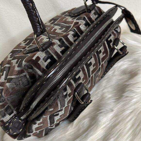 💯 Authentic Fendi Selleria Zucca Hsndbsg🍀 - Picture 11 of 16